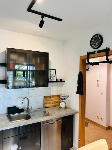 Temporary Living – Fully Furnished 2-Room Apartment Winter Garden Bautzen Old Town  - Gallery -  5