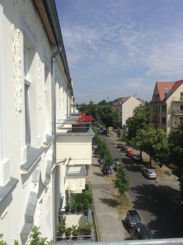 Bright Period Apartment in Babelsberg – Design Classic, 2 Balconies