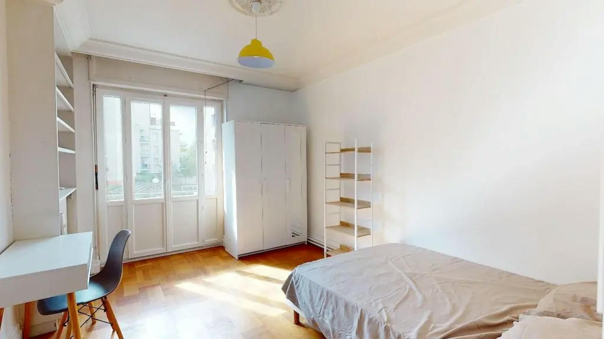 Private Room - Rue Pierre Delore, Lyon - Gallery - 1