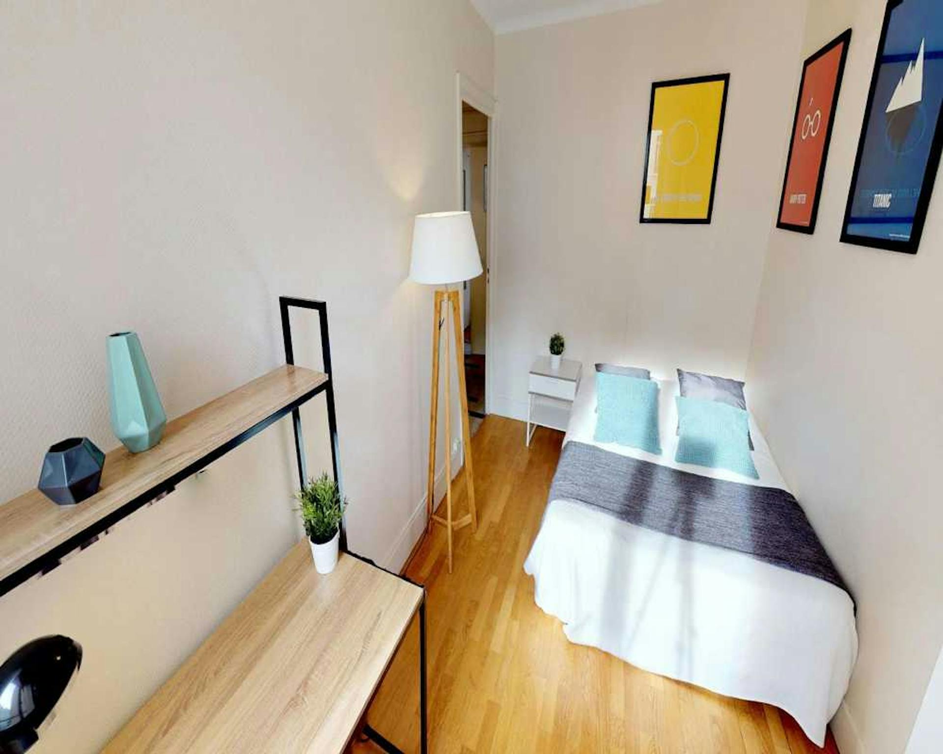 Private Room - Rue Garibaldi, Lyon - Gallery - 1