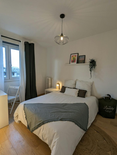 Avenue de la Porte des Lilas, Paris
