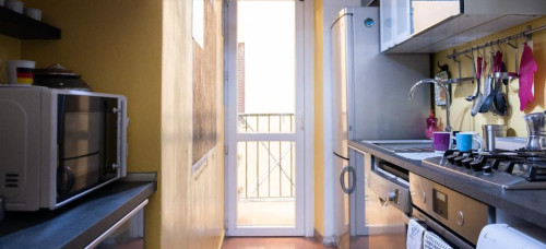 MONTI: stanza singola con bagno privato a pochi passi da Metro Cavour e Vittorio Emanuele, anche COPPIE (#M2)