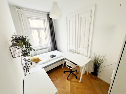 Inviting single bedroom near the Medical University of Vienna