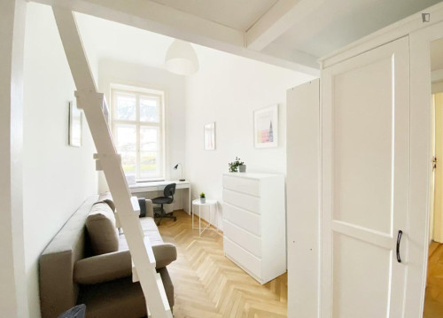 Pleasant double bedroom in Weinhaus
