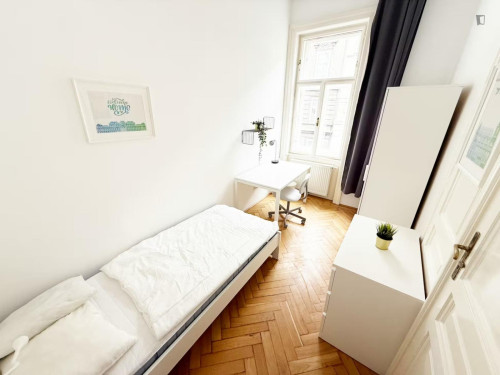Very nice double bedroom in Weinhaus