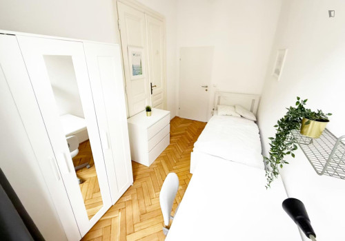 Very nice double bedroom in Weinhaus