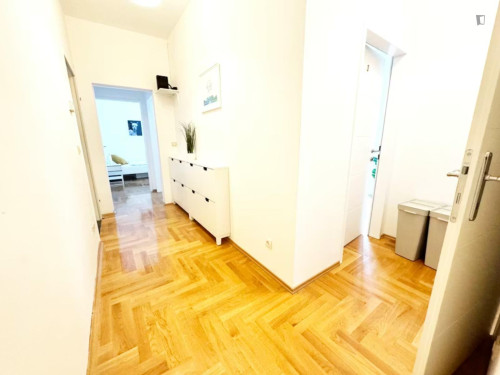 Inviting double bedroom near the Troststraße subway station