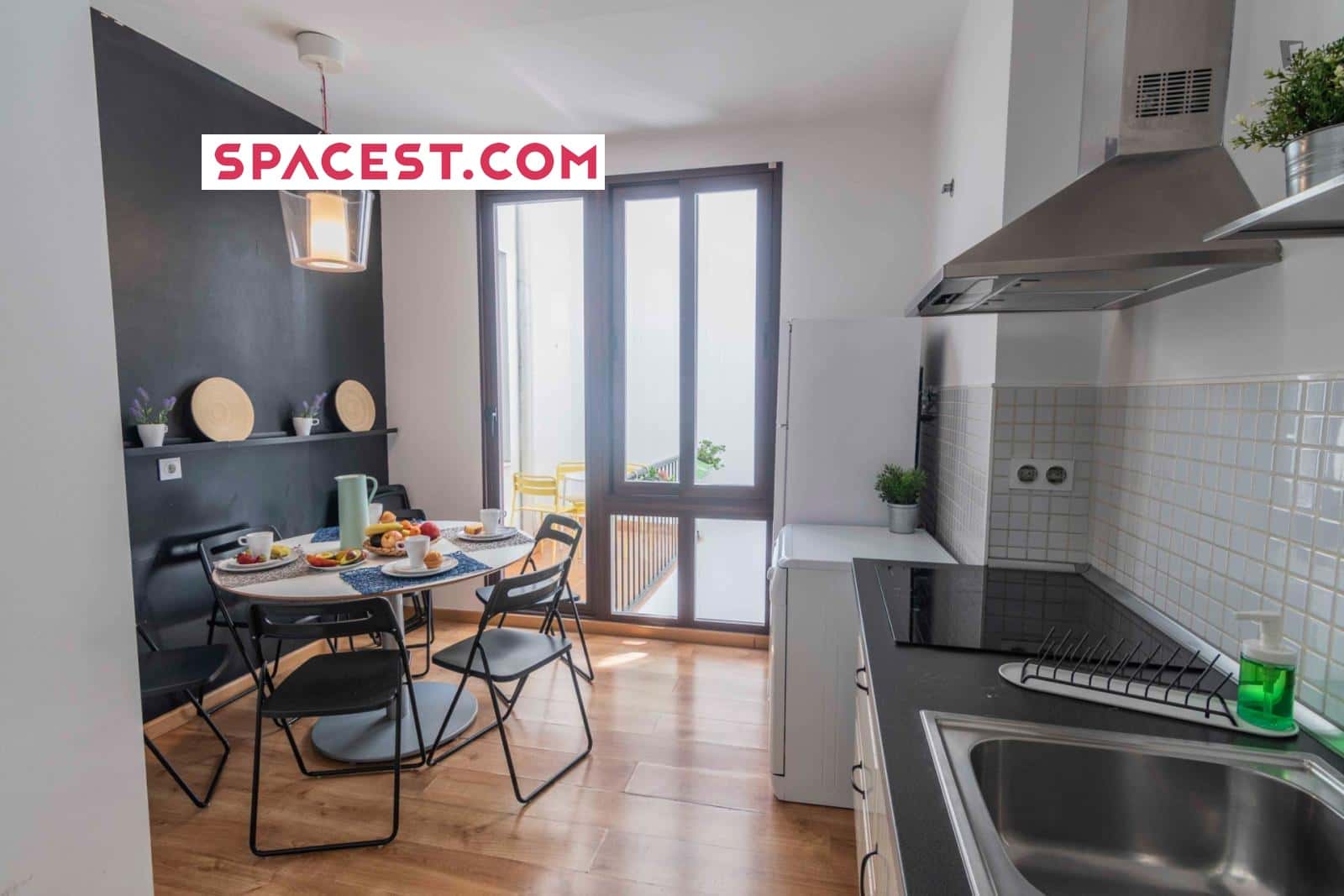  Apartment In Calle Frailes, Granada With 3 Bedrooms  -  Apartment in Calle Frailes, Granada with 3 bedrooms  - Gallery -  1
