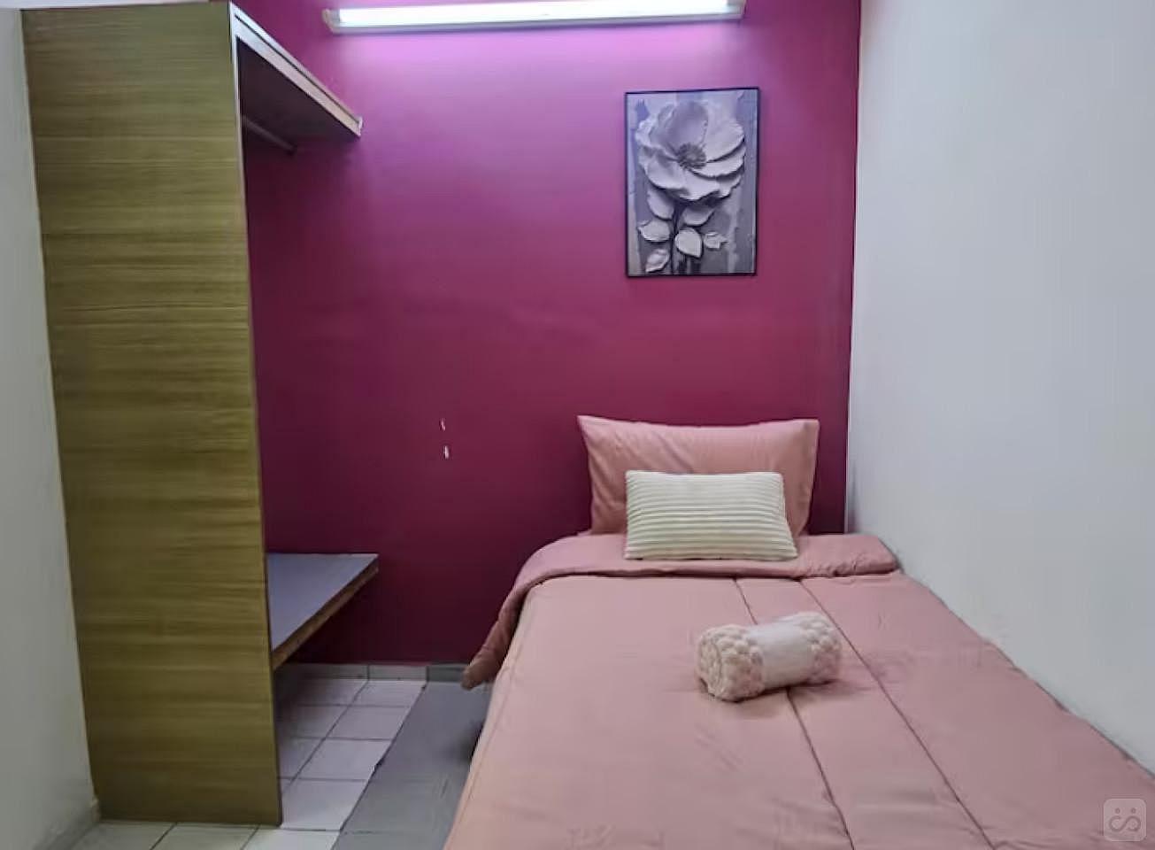 Single-Bed En-Suite For 2 Room - 11