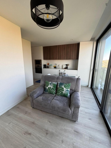Captivating Studio with a garage close to Senhora da Hora Metro - Gallery - 2