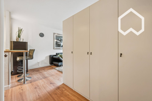Modern, freshly renovated apartment in a quiet & green location in Kaarst – perfect for professionals - Gallery - 3