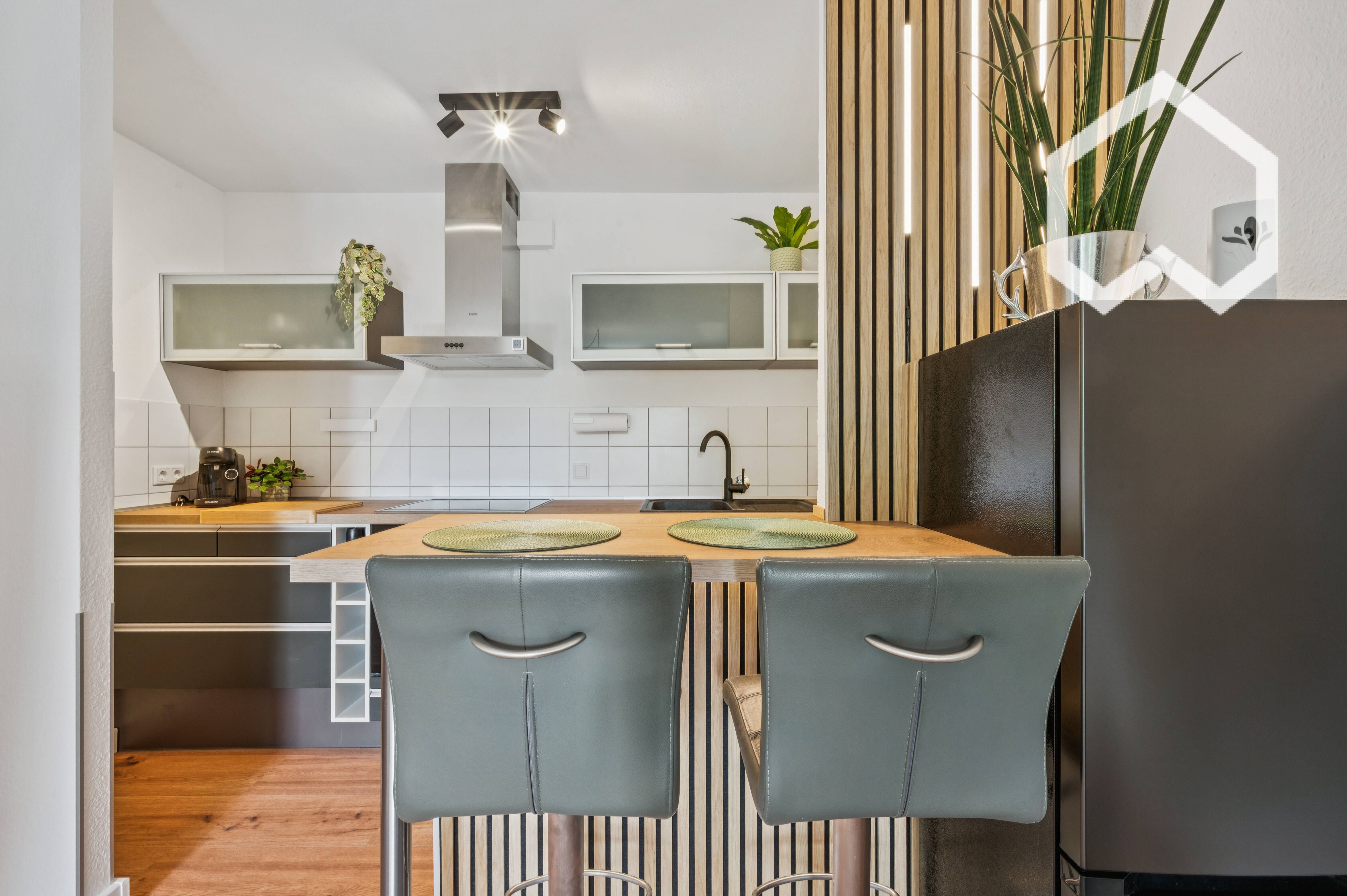 Modern, Freshly Renovated Apartment In A Quiet & Green Location In Kaarst – Perfect For Professional - 9