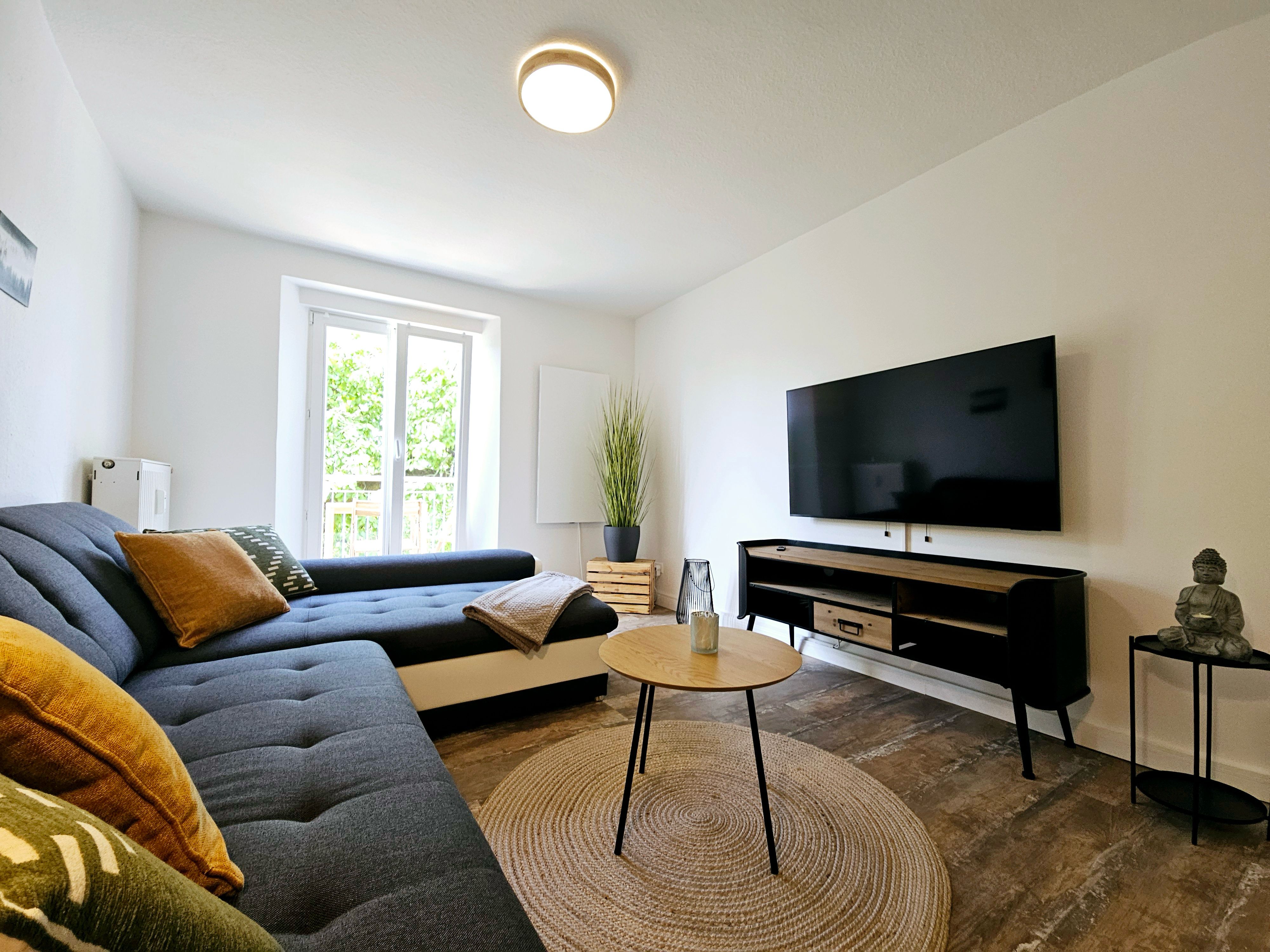 ApartmentLug40 – Newly Renovated, Quiet Location, Excellent Transport ! - 35