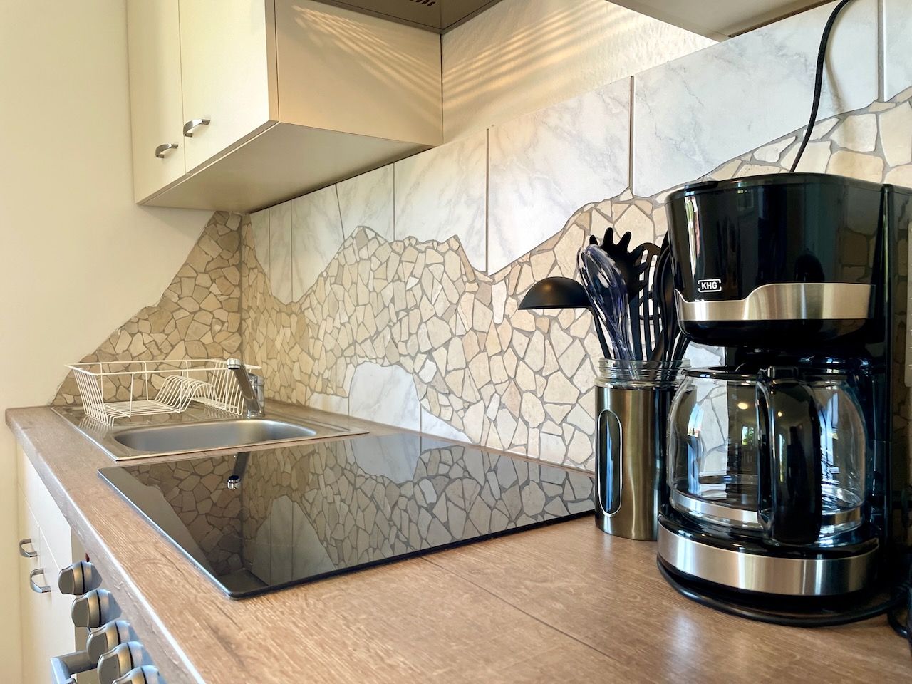 ApartmentLug40 – Newly Renovated, Quiet Location, Excellent Transport ! - 20