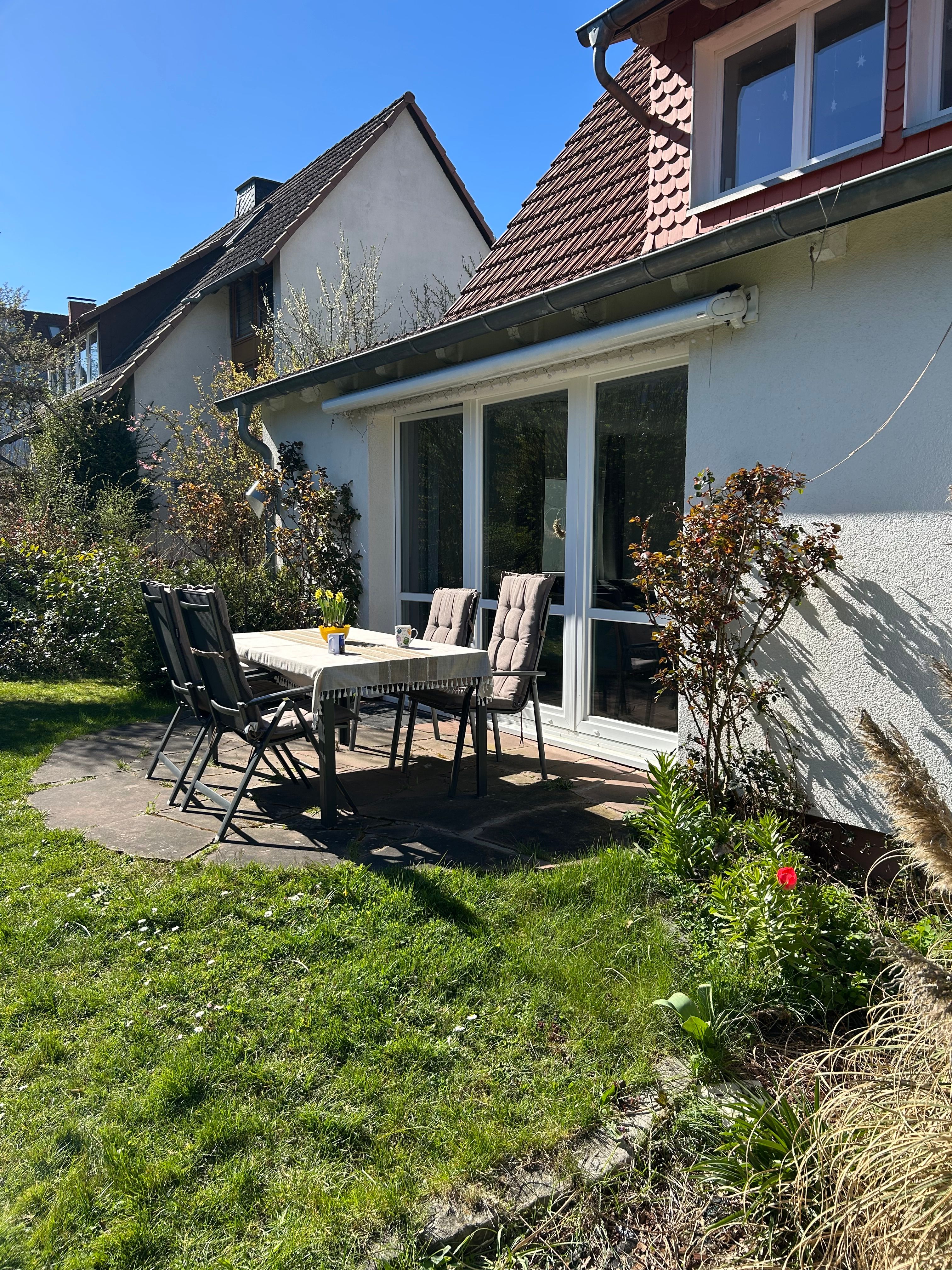 Furnished House For Temporary Rent With Garden – Near UKGM & Marburg Old Town Beautiful Suite Near P - 16