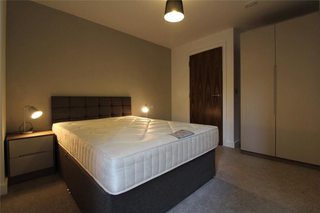 En-Suite - 11