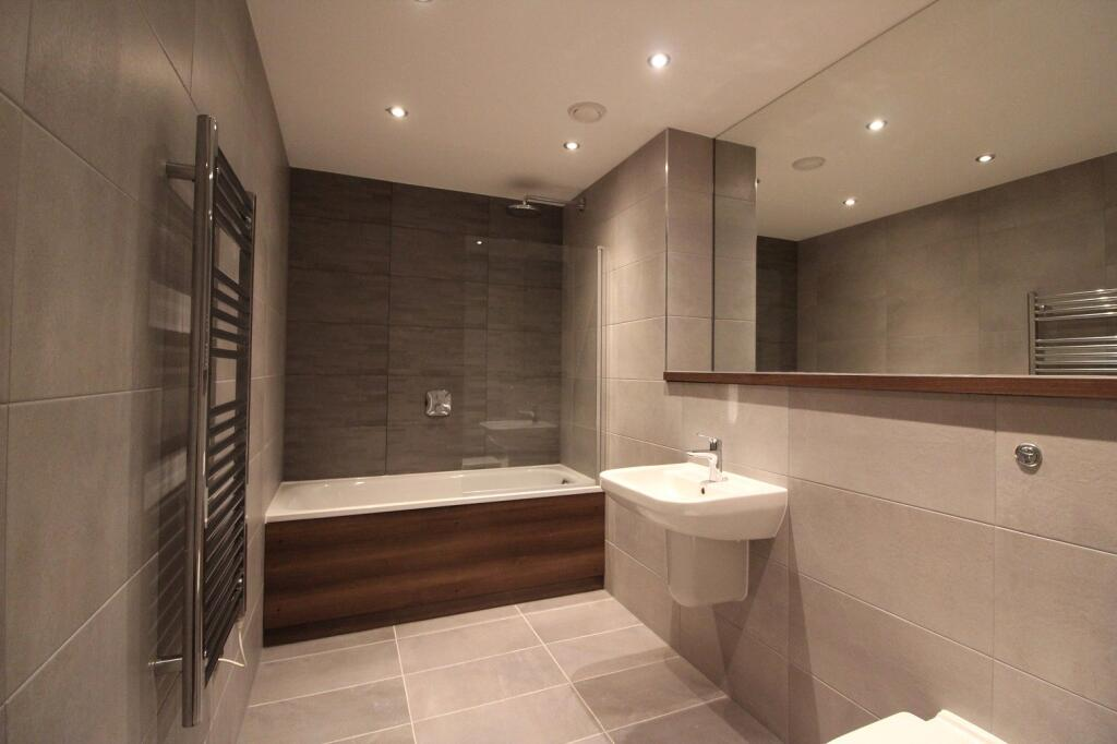 En-Suite - 9