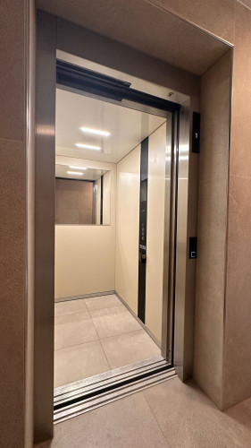 AMAO-Ivory Family & Business Apartment - Parking
