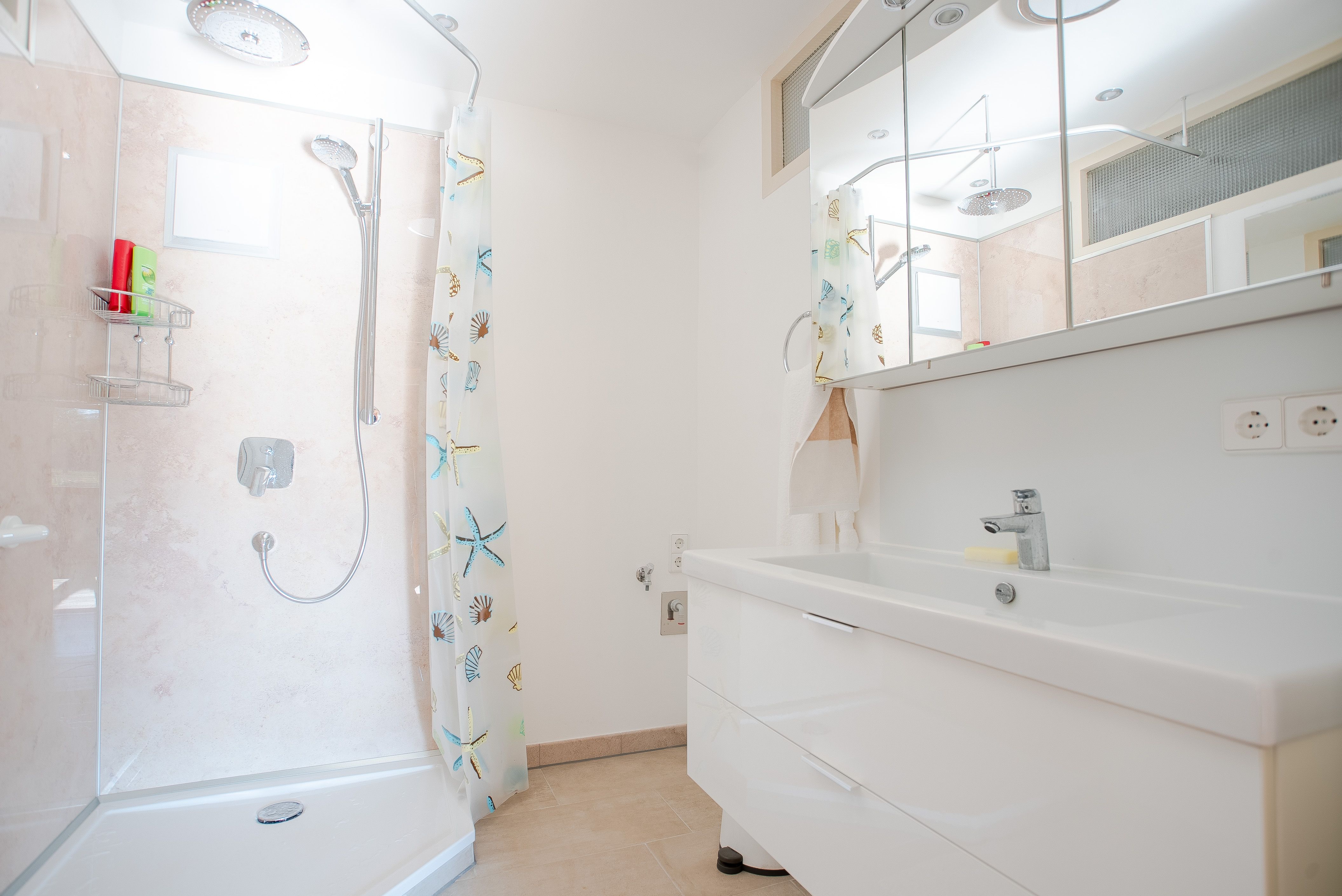 Quiet & Charming Flat In Böblingen - 16