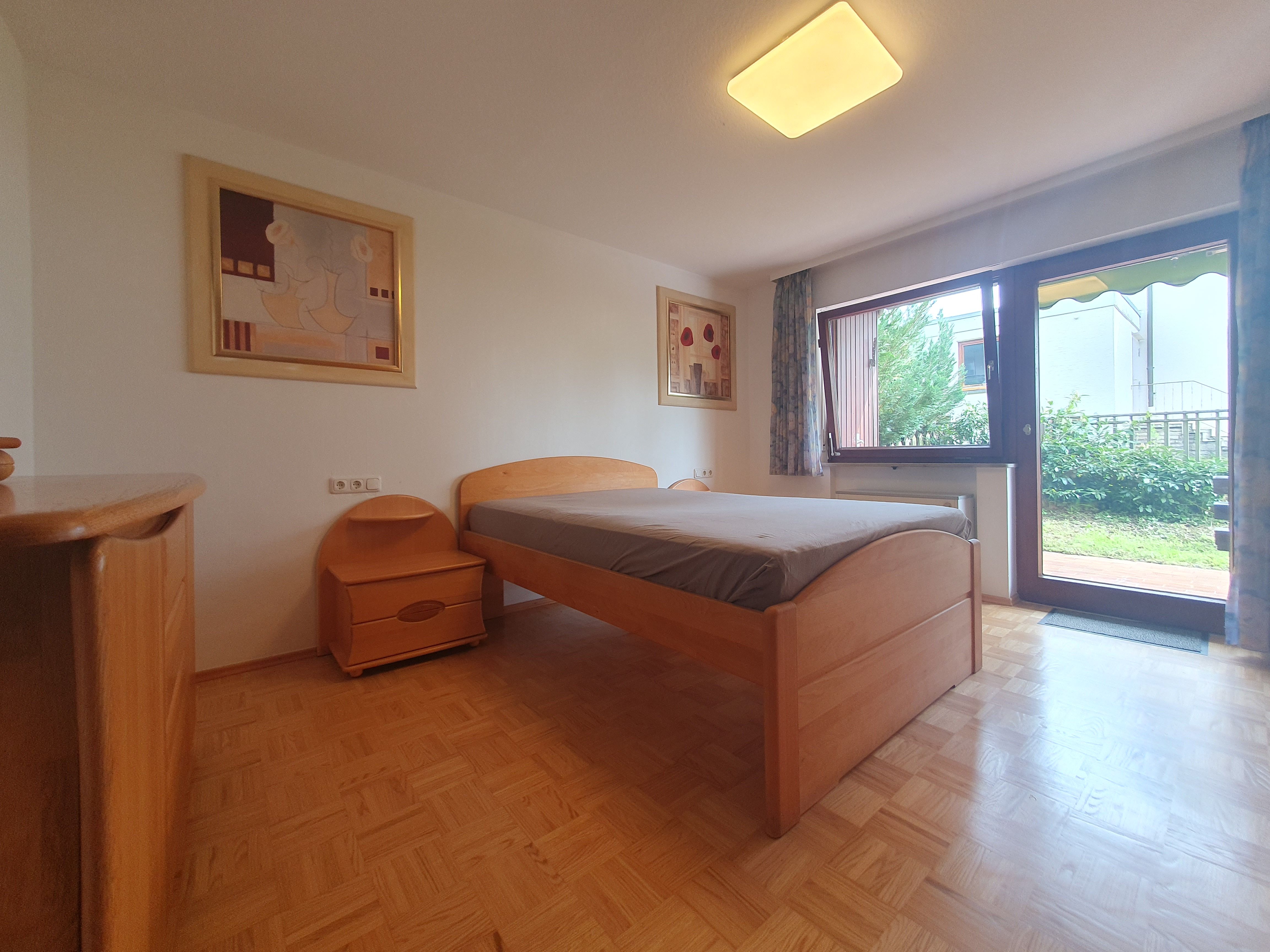 Quiet & Charming Flat In Böblingen - 25
