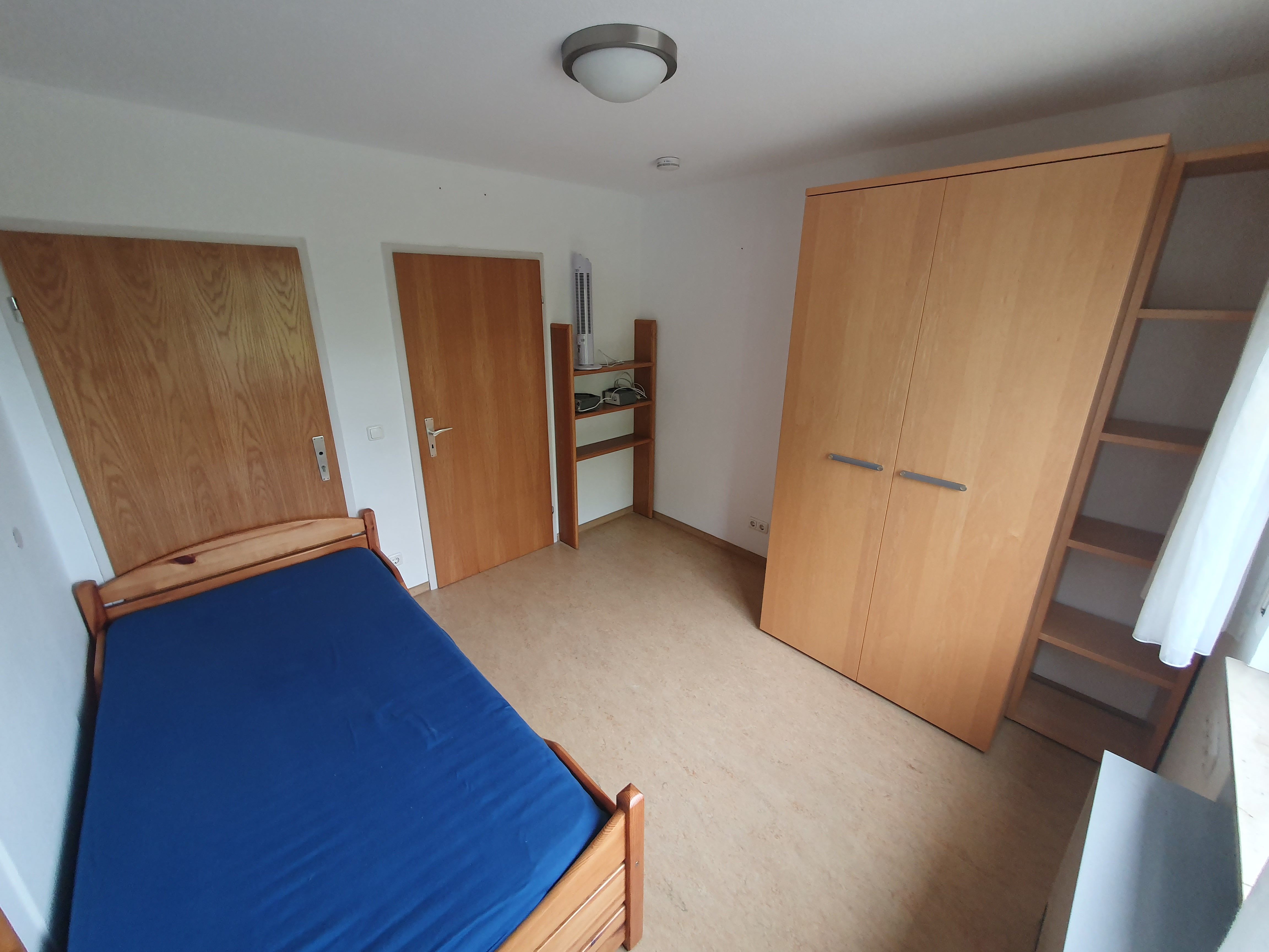 Quiet & Charming Flat In Böblingen - 18