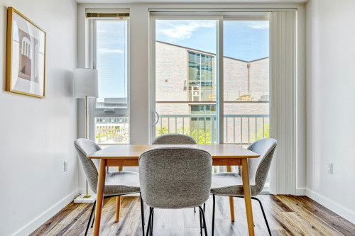 Northeast 12th Lane, Bellevue, WA  - Gallery -  5