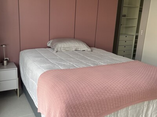Calm, stylish room in Floripa