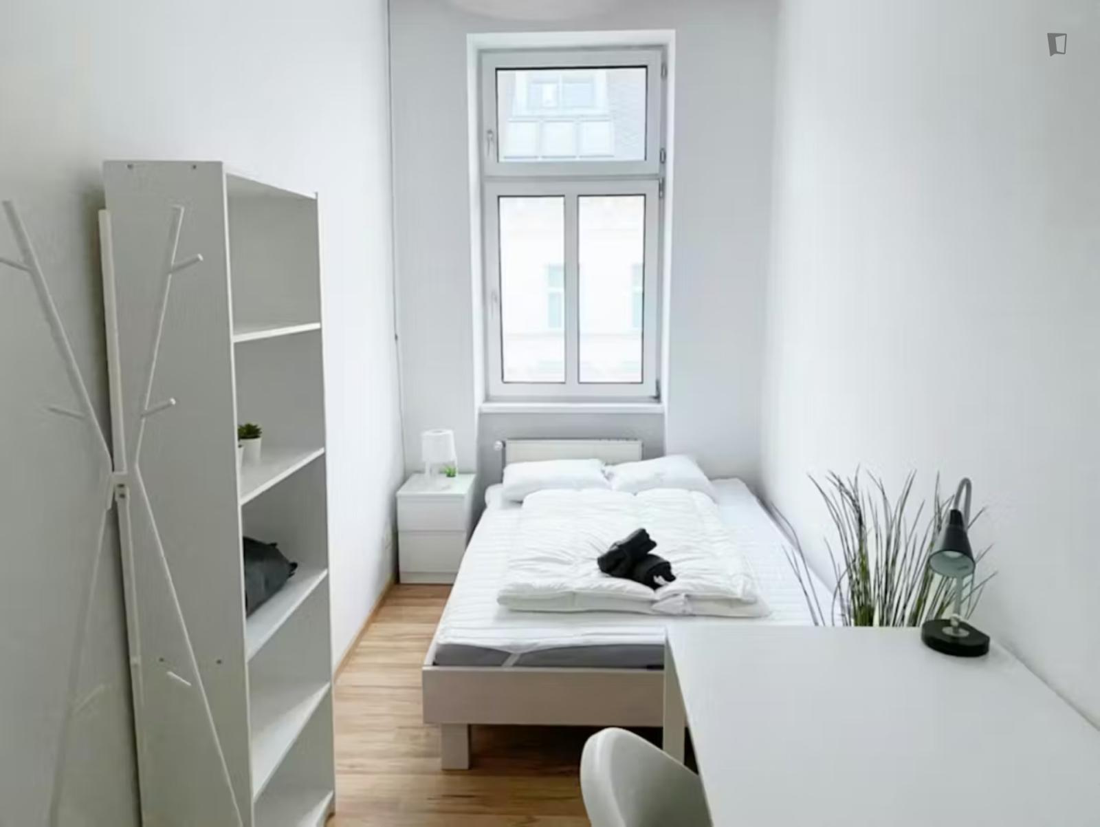 Homely Double Bedroom In Neulerchenfeld - Homely double bedroom in Neulerchenfeld - Gallery - 1
