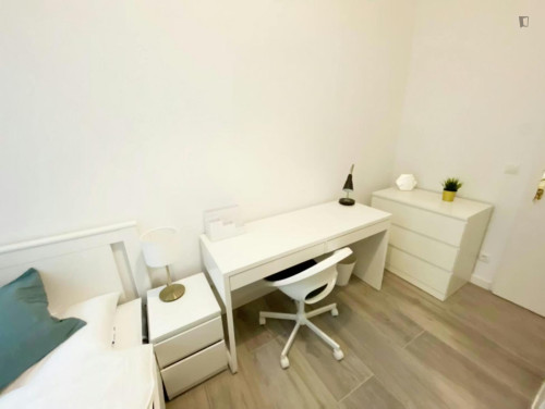 Neat and cosy double bedroom in Alsergrund