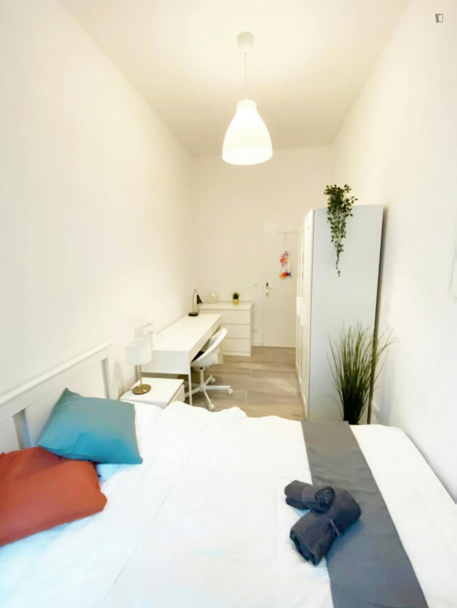 Neat And Cosy Double Bedroom In Alsergrund - Neat and cosy double bedroom in Alsergrund - Gallery - 1