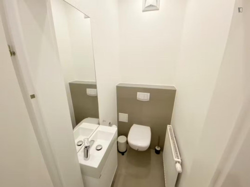 Inviting double bedroom near the IBS International Business School