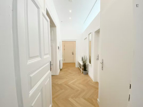 Inviting double bedroom close to the Vienna University of Technology  - Gallery -  5