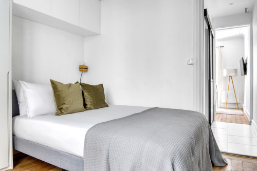 Neat and cosy 1-bedroom flat in Porte-Saint-Martin