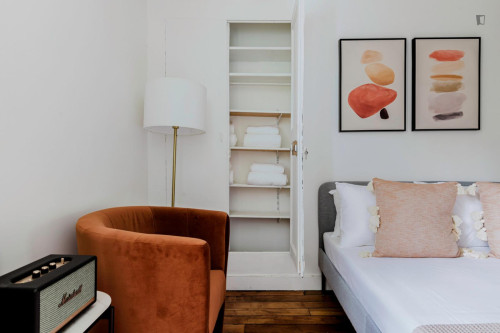 Lovely 1-bedroom flat near Jardin du Luxembourg  - Gallery -  5