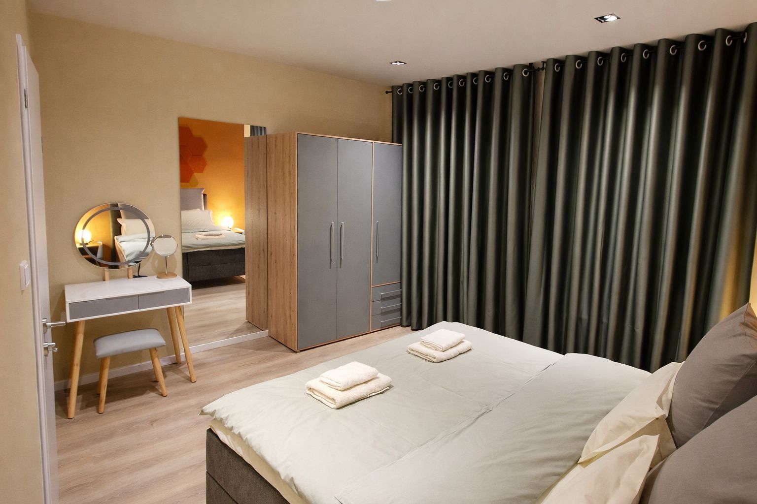  Modern 2-Room Apartment With Parking And Fast WiFi In Bielefeld  -  Modern 2-room apartment with parking and fast WiFi in Bielefeld  - Gallery -  13