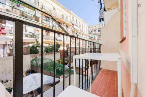 2-bedroom apartment, with outdoor area