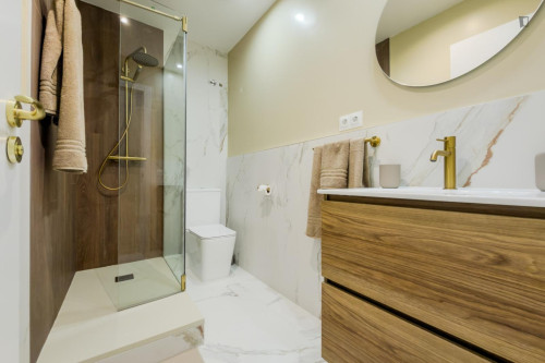 2-bedroom apartment, with outdoor area