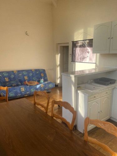80m² Private room in a flatshare for 3 people