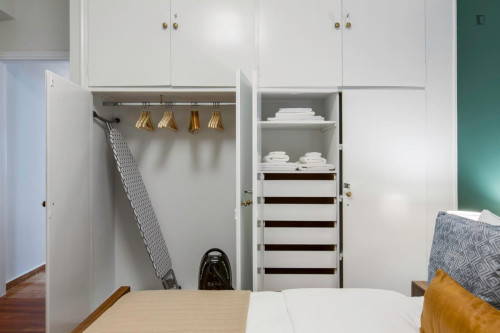 Lovely 1-bedroom flat near the Rocks of Piraeus