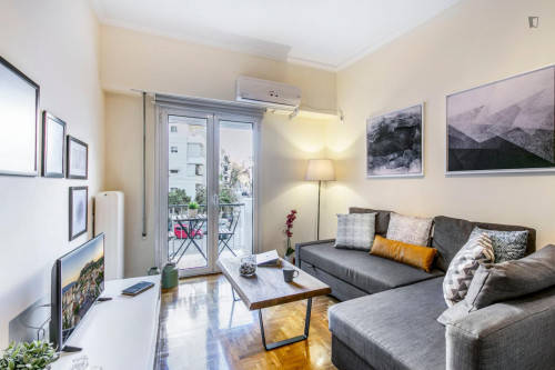 Very nice 1-bedroom apartment in Koukaki