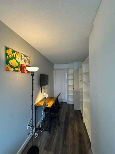 14 Ave SW & 8 Street SW