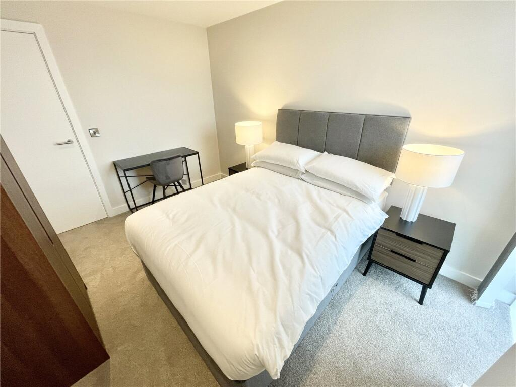 Room (1)