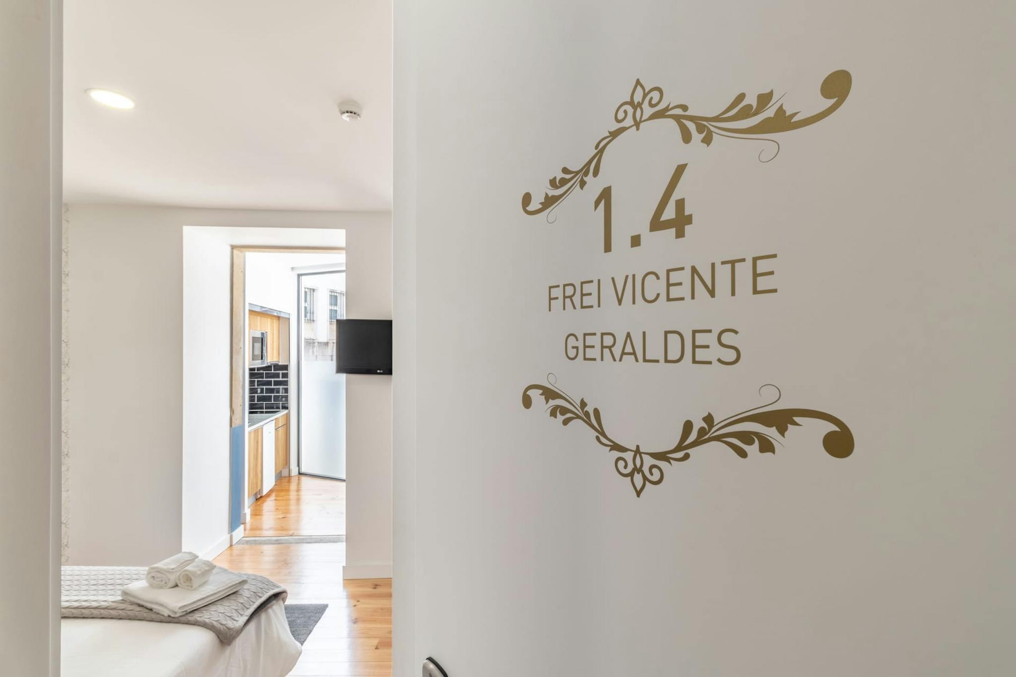 Entire Place - Rua Pedro Rocha, Coimbra - Gallery - 1