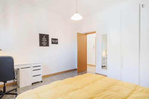 Room in Via Portuense, Roma for 60 m² with 2 bedrooms - Gallery - 3