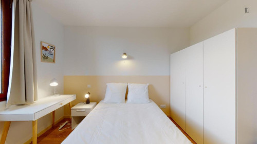 Comfy double bedroom in Château de l'Hers