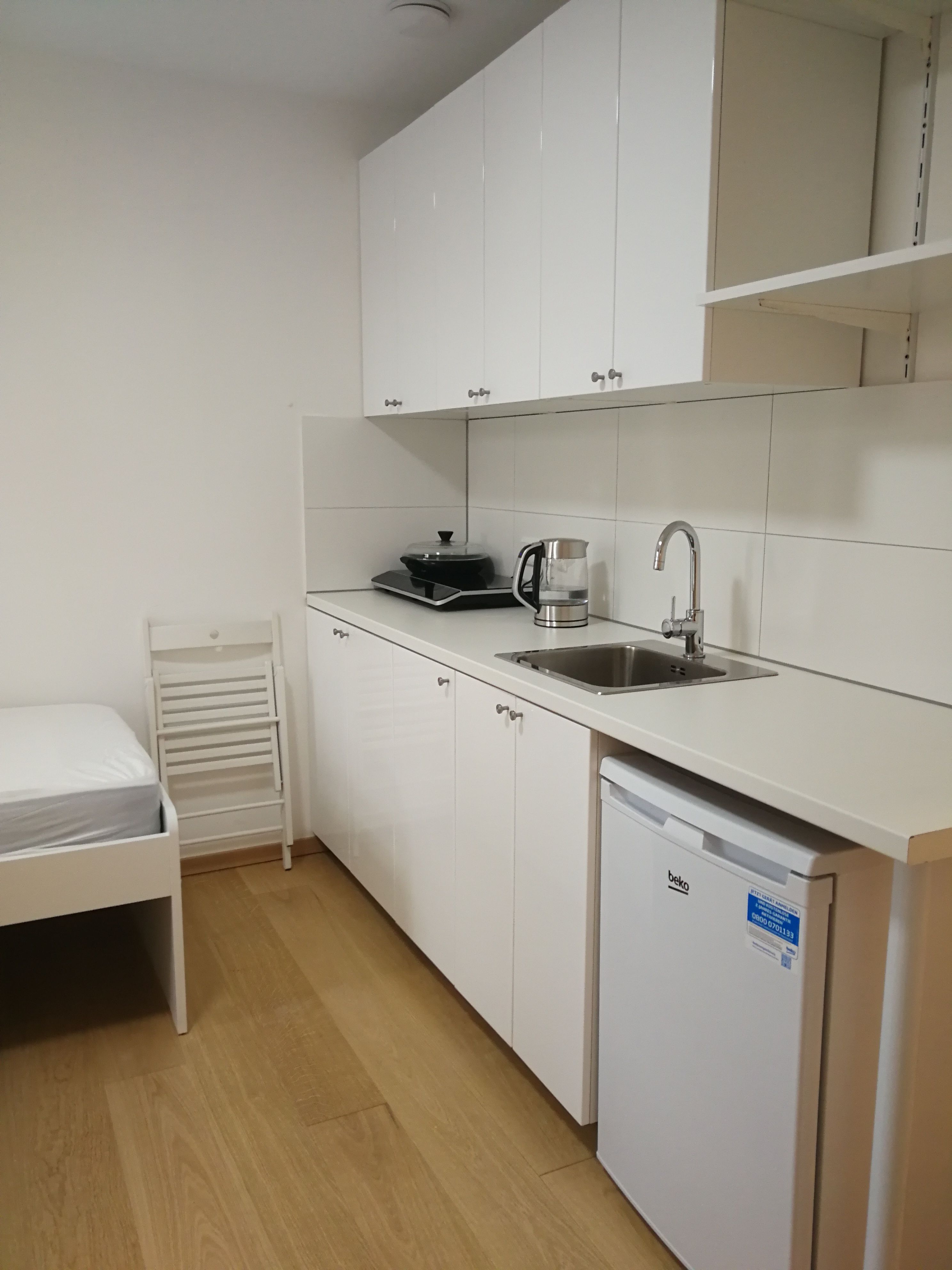 Studio Apartment At Pasing Station And Shopping Centre - 16