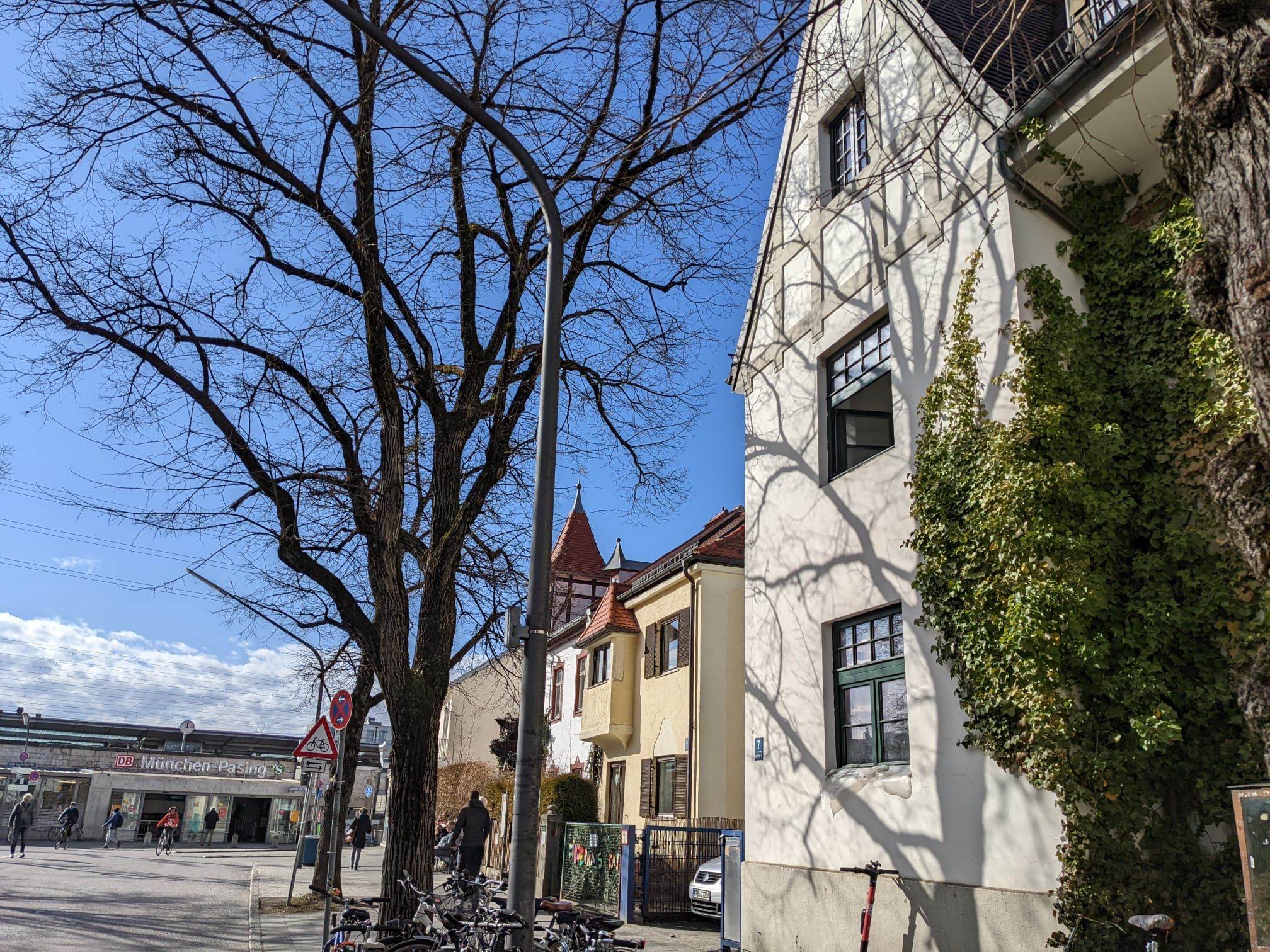Studio Apartment At Pasing Station And Shopping Centre - 9