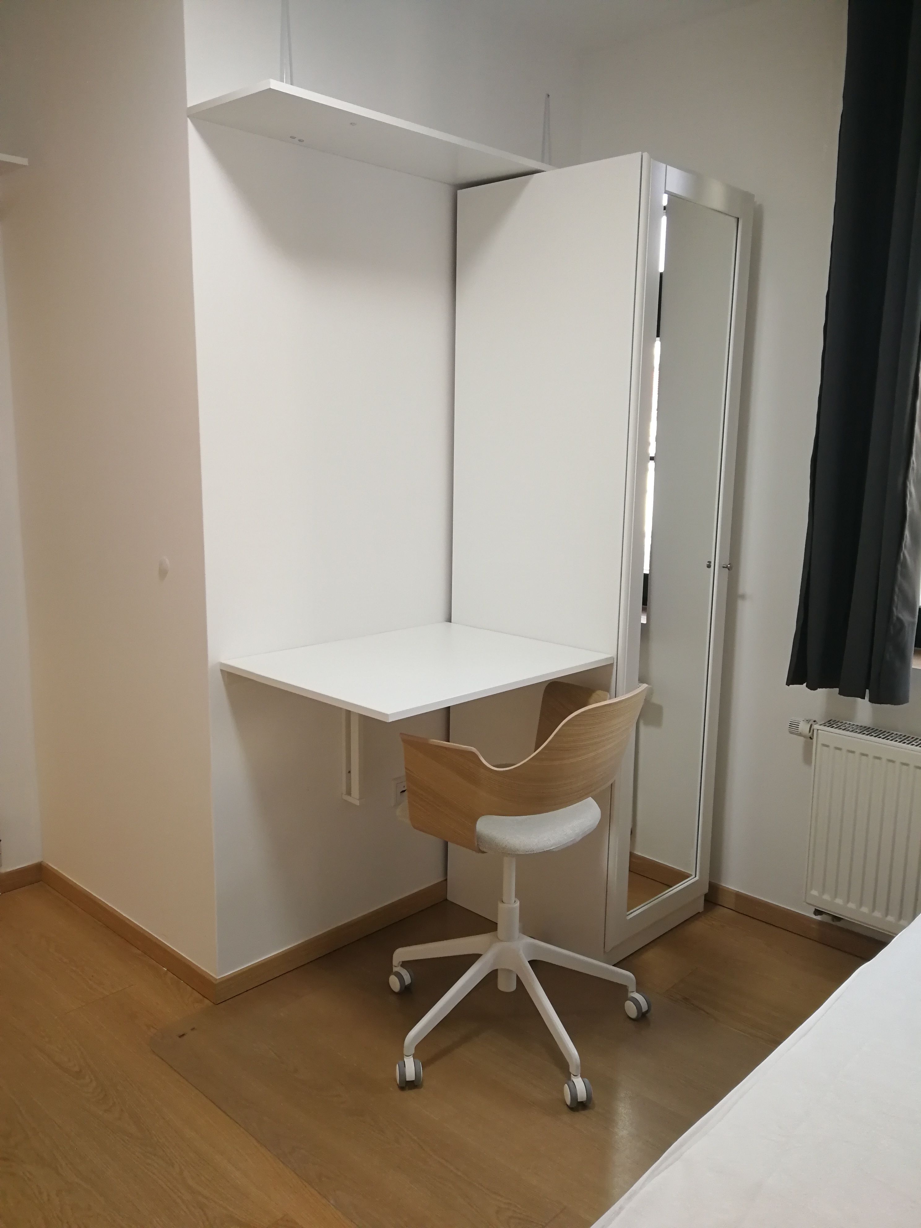 Studio Apartment At Pasing Station And Shopping Centre - 1