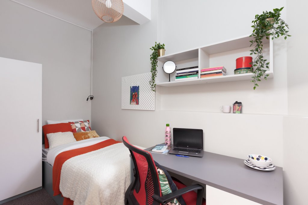 Club Room - 2