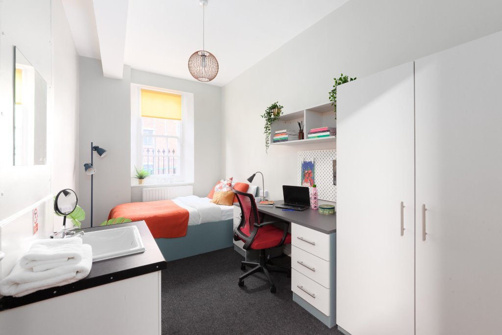 Louise House - Gallery - 18